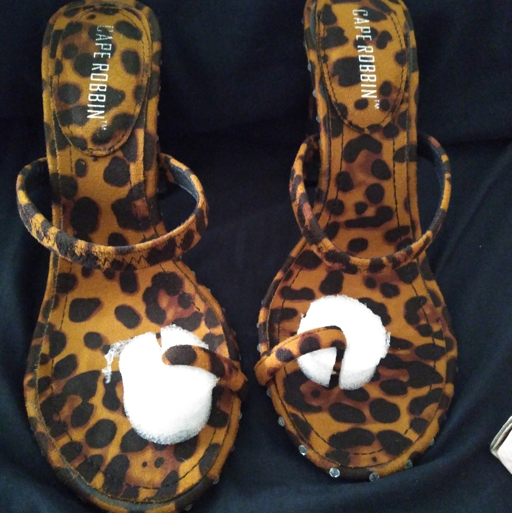 Leopard heels